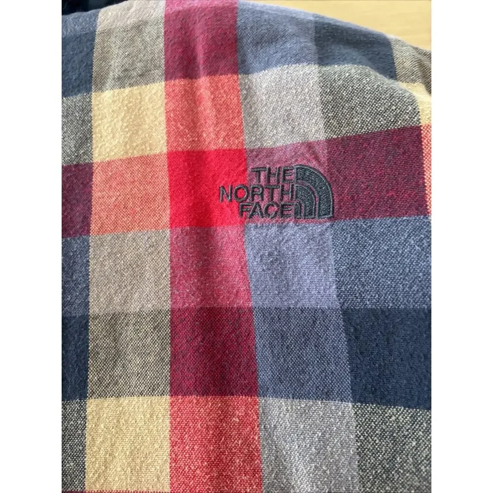The North Face reversible padded jacket black and buffalo plaid flannel Medium